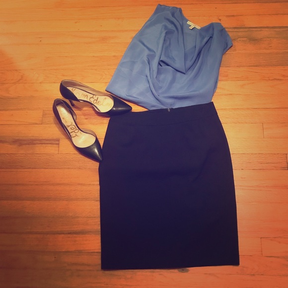 Dora Landa Work Blouse - Picture 1 of 3